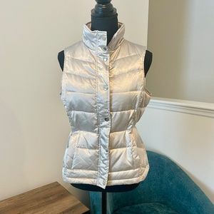 INC International Concepts Puffer Lined Vest, Silver,  S, EUC, Down, Cinch strap